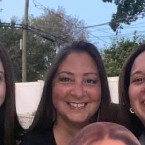 Meet your Posher, Linda